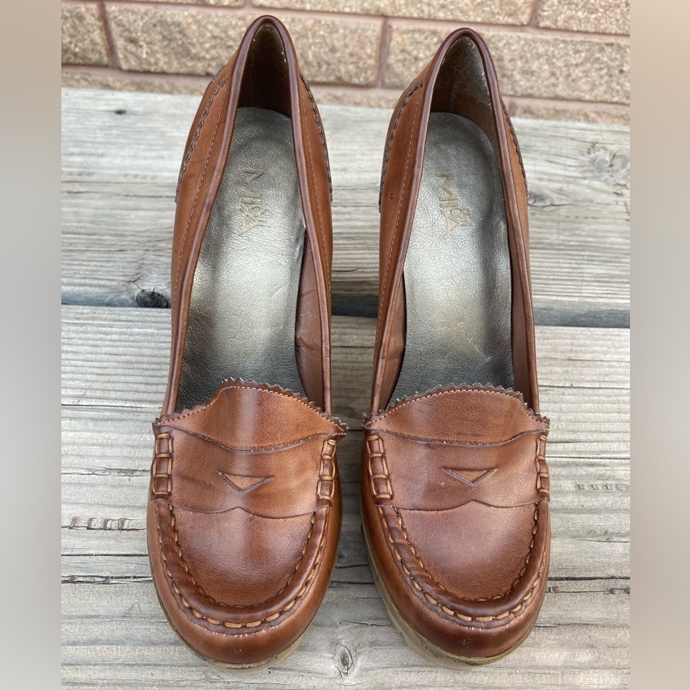 MIA Vtg Y2K Chunky Platform loafer heals Brazilian brown size 8.5
